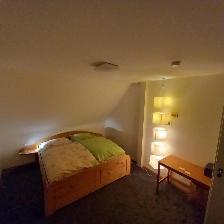 Haus 'Am Emberg' Apartment Кьолн Екстериор снимка